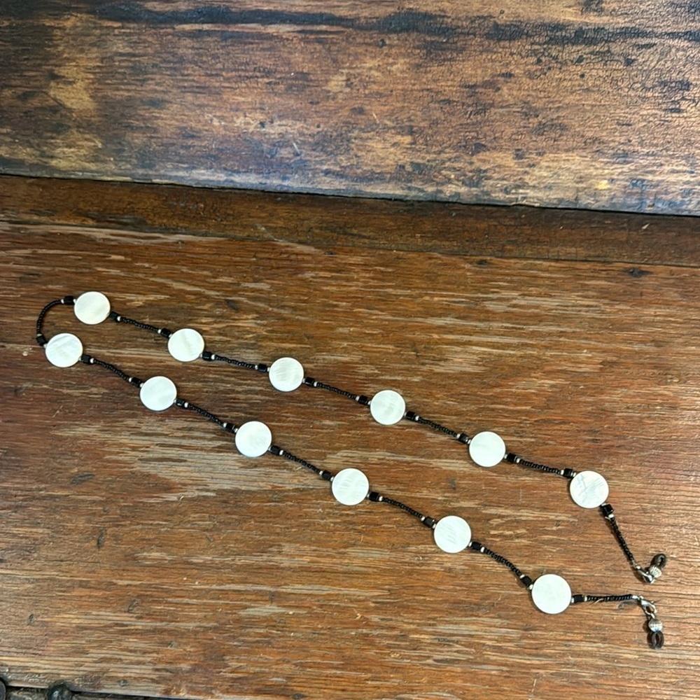 Mother of Pearl eyeglass necklace beaded
